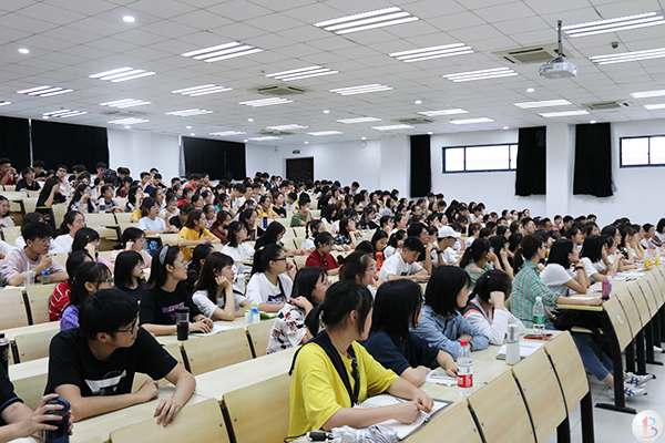 同学1.jpg